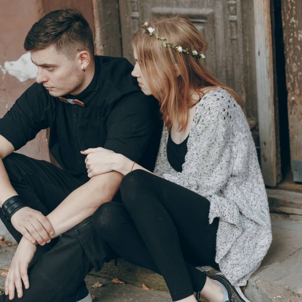 Jeśli czujesz, że żyjesz w cieniu czyjegoś uzależnienia, nie musisz radzić sobie z tym samodzielnie.